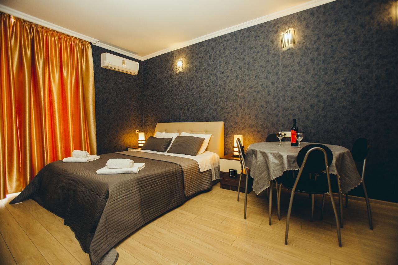 Sea Towers Suite Батуми Экстерьер фото